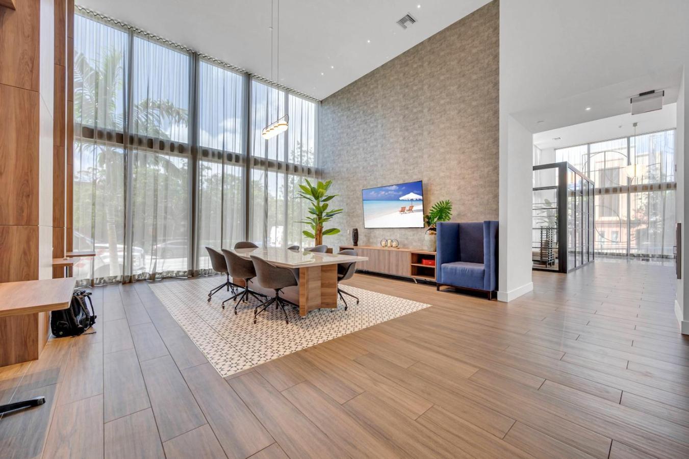 Modern Unit Mins From Brickell With Free Parking Daire Miami Dış mekan fotoğraf