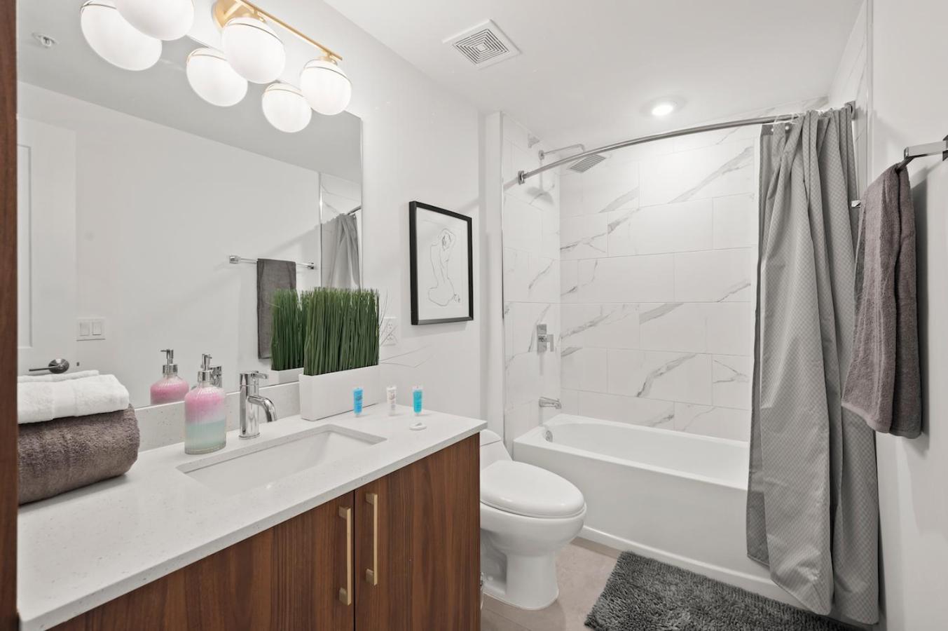 Modern Unit Mins From Brickell With Free Parking Daire Miami Dış mekan fotoğraf